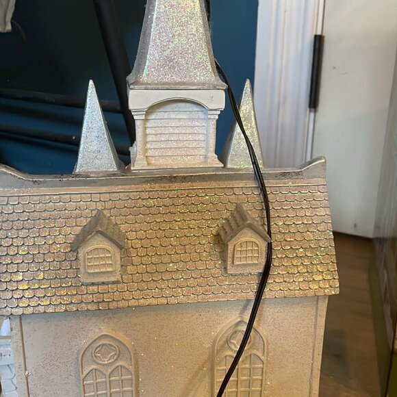 MOMENTS IN TIME Lighted Musical Church 11.7” Christmas Village House LED Lights - Picture 5 of 5